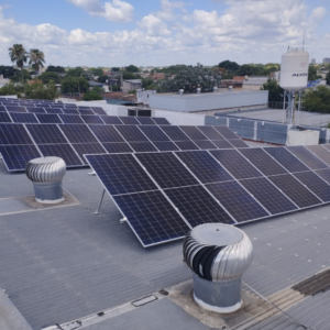 Copia de Copia de Copia de Copia de Proyectos Solares On-Grid para la Industria ejecutados por SMART SOLUTIONS(1)
